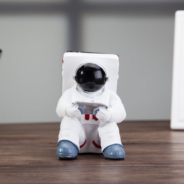 Simple Astronaut Mobile Phone Stand Student Desktop Holder Cute Spaceman Cell Phone Holder Creative Gift Small Desk Decoration Online Hot Sale